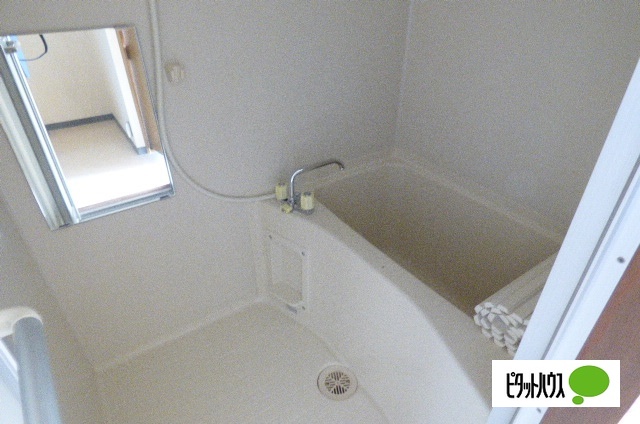 バス・シャワールーム　他のお部屋のお写真です