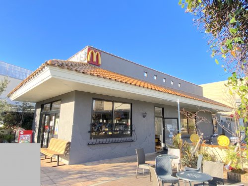 飲食店　マクドナルド 光明池エムズコート店（飲食店）まで506m