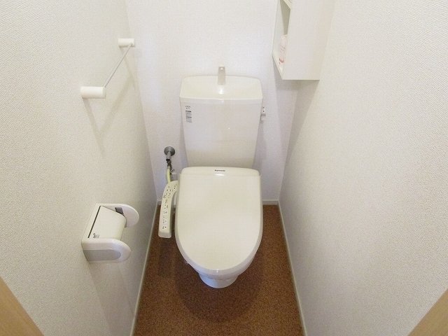 トイレ　トイレもきれいです