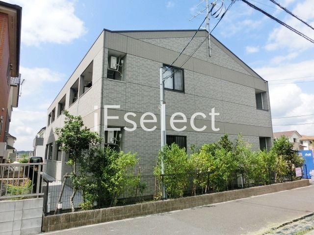 建物外観　近くスーパーやTがあり便利です。