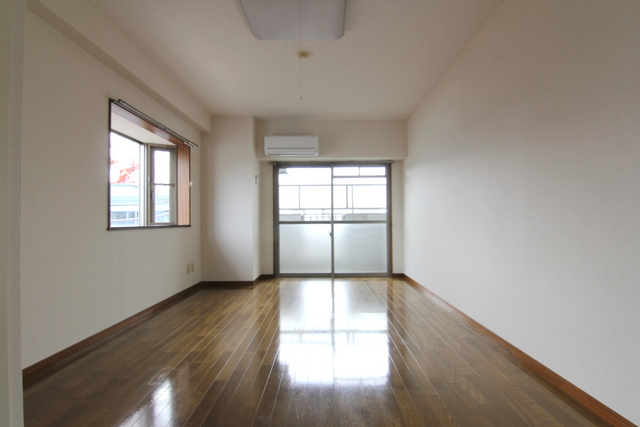 居室・リビング　現況を優先いたします