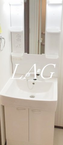 洗面設備　独立洗面台です。