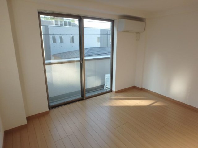 居室・リビング　別部屋参考写真