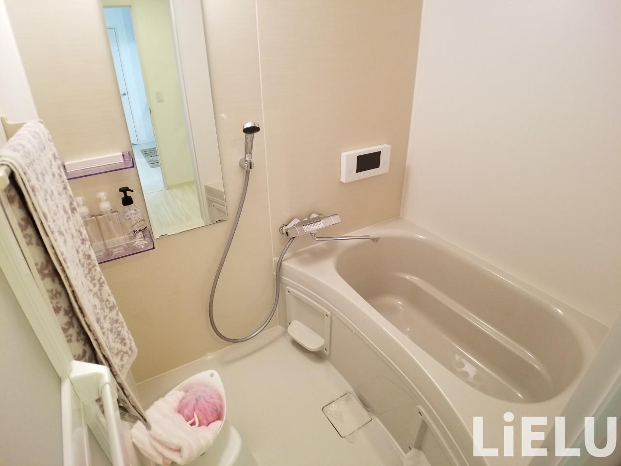 バス・シャワールーム　同シリーズ物件のモデルルームになります※現況優先