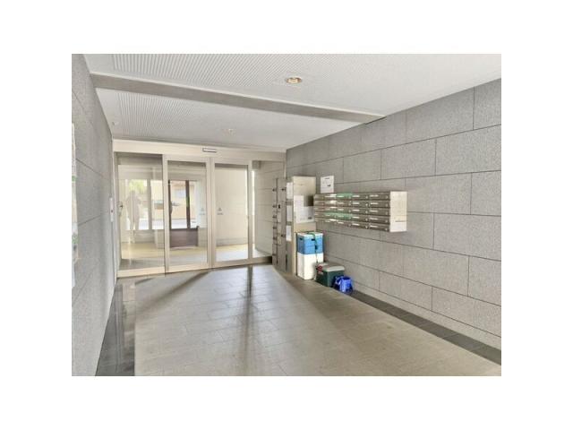 エントランス　エントランス部分