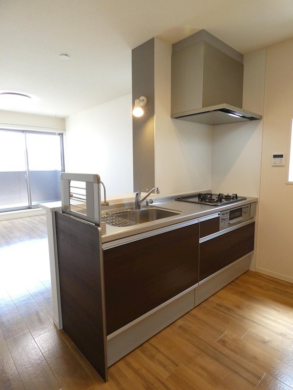 キッチン　※同タイプ3階のお部屋のお写真です。