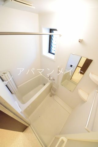バス・シャワールーム　使いやすいお風呂です