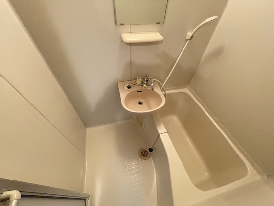 洗面設備　※別部屋の写真です