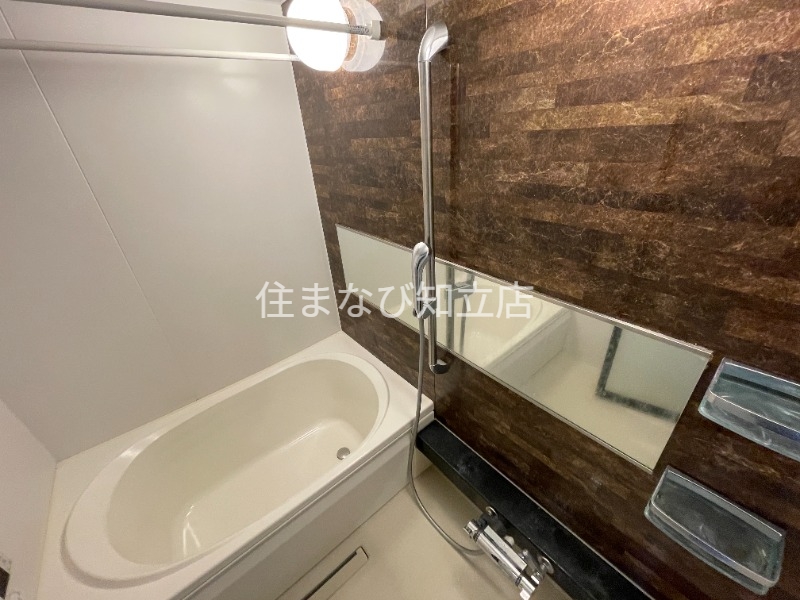 バス・シャワールーム　同型別部屋写真