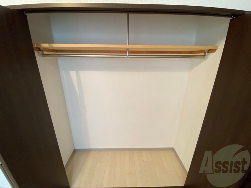 収納　寝室の収納です。部屋がすっきり片付きます。