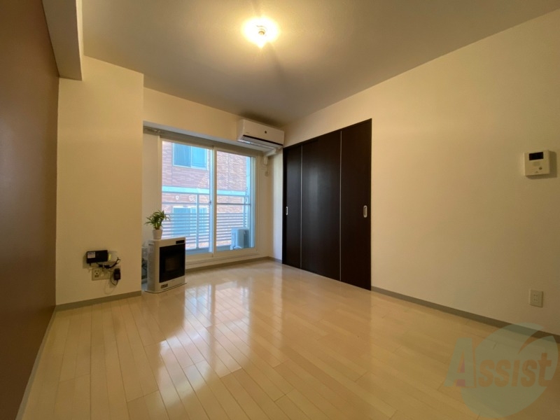 居室・リビング　広くてキレイなお部屋が広がっていて、充実した生活が送れそう。