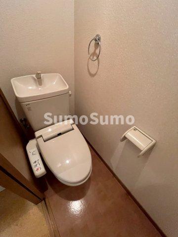 トイレ　トイレもきれいです