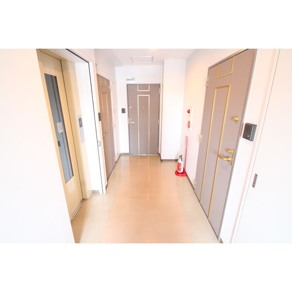 ロビー