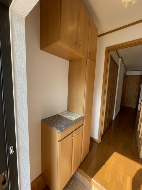 玄関　【玄関】別部屋の写真です