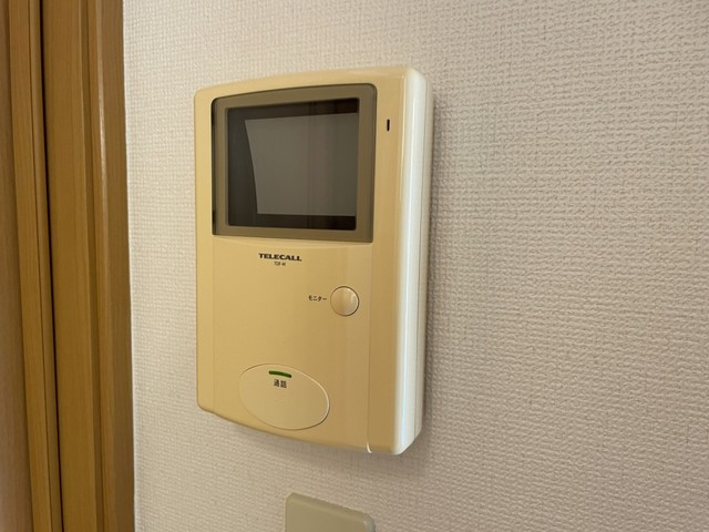 セキュリティ　【ＴＶモニタ付きインターフォン】別部屋の写真です
