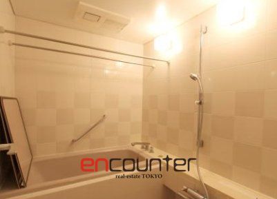バス・シャワールーム　別部屋参照写真