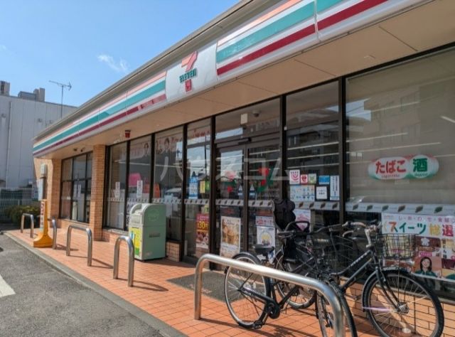 コンビニ　セブン-イレブン　世田谷粕谷3丁目店（コンビニ）まで502m