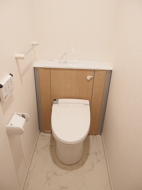 トイレ　トイレ