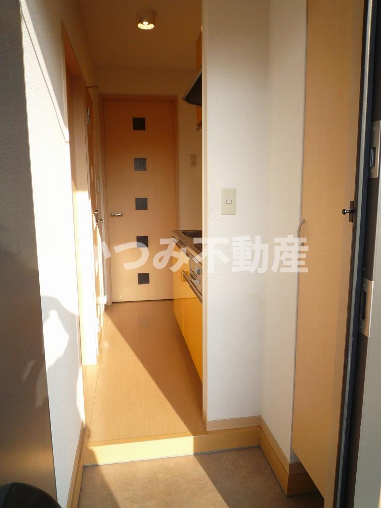 玄関　他号室参考写真