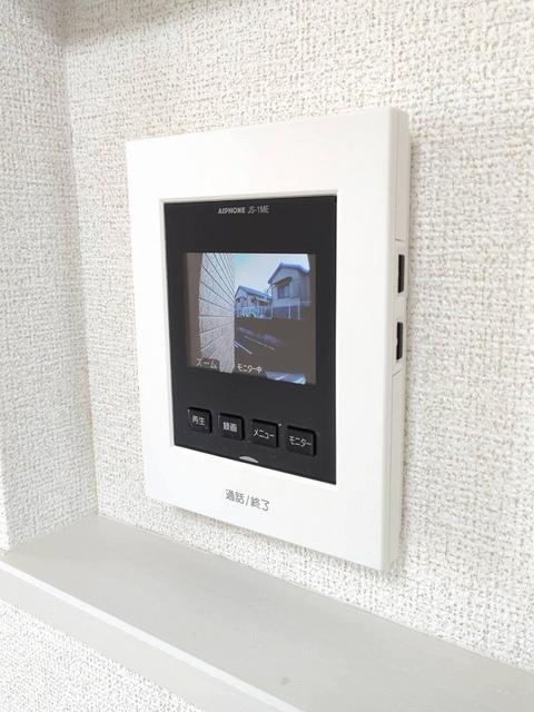 セキュリティ　モニター付きインターホン