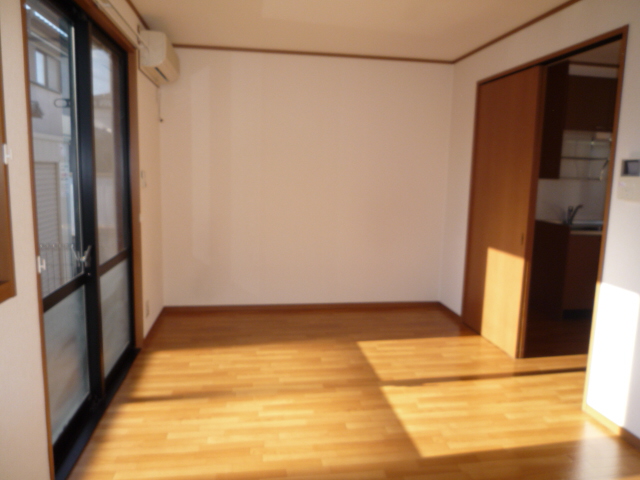 その他部屋・スペース　陽の入る明るいお部屋です！