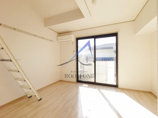 居室・リビング　洋室のお部屋です。