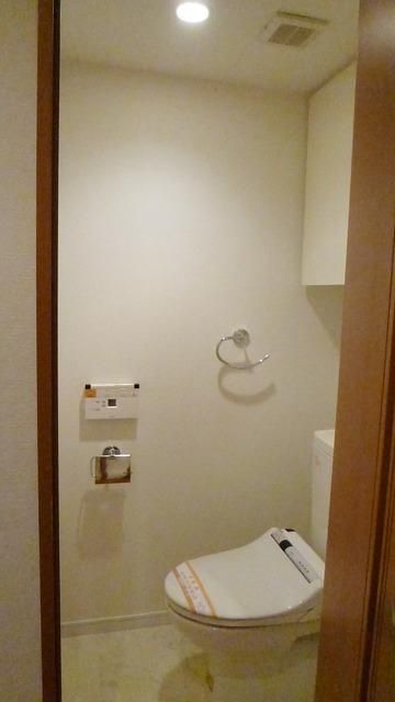トイレ　★清潔感のあるバスルームです★