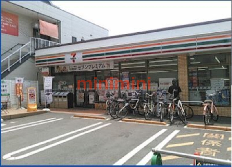 コンビニ　セブンイレブン吹田関大前店（コンビニ）まで278m