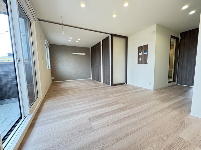 Epoch residenceの居間写真