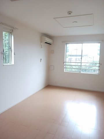 居室・リビング　ゆったりとした居間です