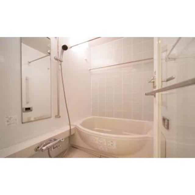 バス・シャワールーム　※写真は同タイプ住戸です。