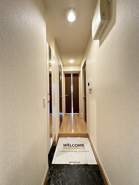 玄関　別部屋参考写真です