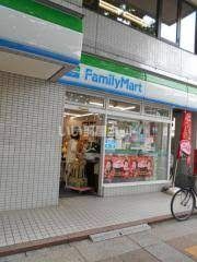 コンビニ　ファミリーマート 久屋通店（コンビニ）まで36m