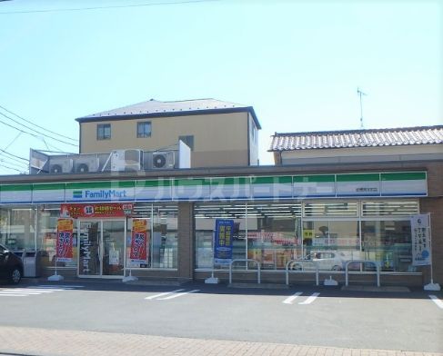 コンビニ　ファミリーマート船橋南本町店（コンビニ）まで400m