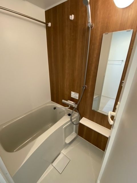 バス・シャワールーム　※別部屋参照写真