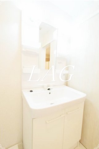 洗面設備　洗面台です。
