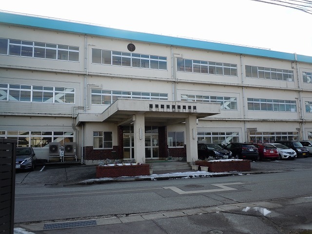 小学校　経田小学校（小学校）まで2000m