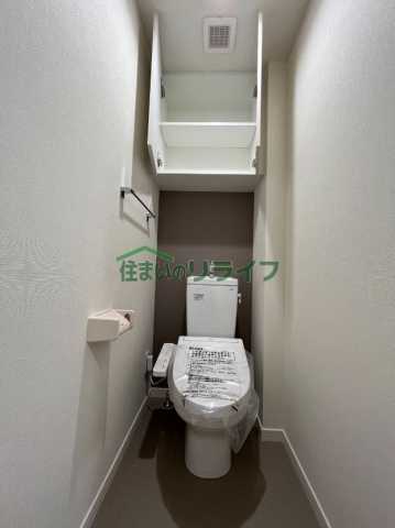 トイレ　クレストコート西巣鴨