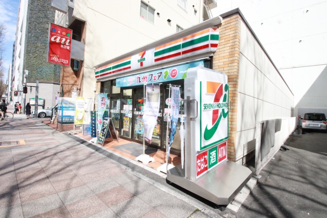 コンビニ　セブン-イレブン 名古屋瓦町久屋東店（コンビニ）まで69m