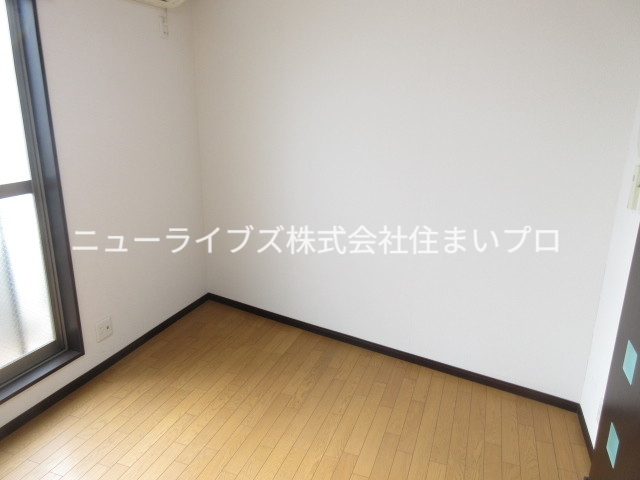 オネストビルの居間写真