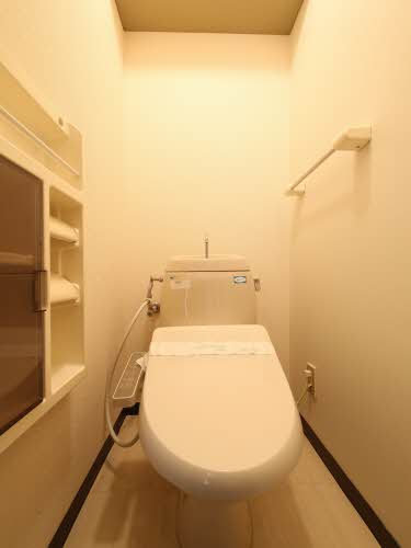 フレグランス塚本 A棟のトイレ写真