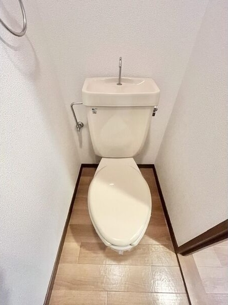 サンモール服部のトイレ写真