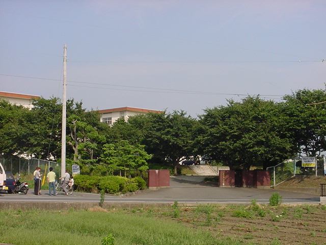 中学校　大村市立中学校 桜が原中学校（中学校）まで2224m