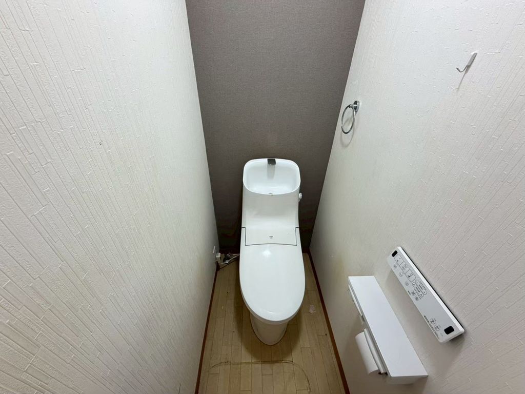トイレ　トイレ