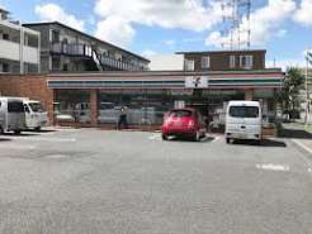 コンビニ　セブンイレブン横浜綱島西6丁目店（コンビニ）まで266m