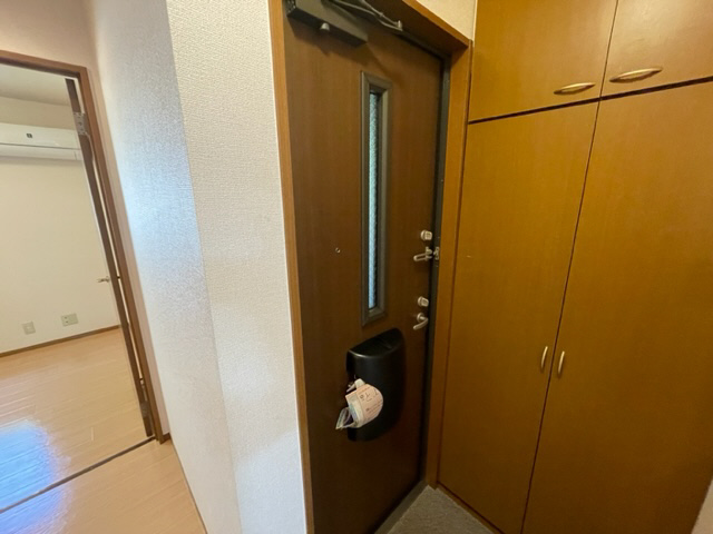 阪急宝塚線 曽根駅 徒歩10分 2階建 築25年の玄関写真