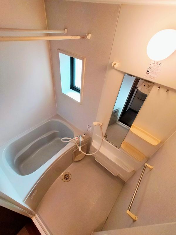 バス・シャワールーム　別部屋参照写真
