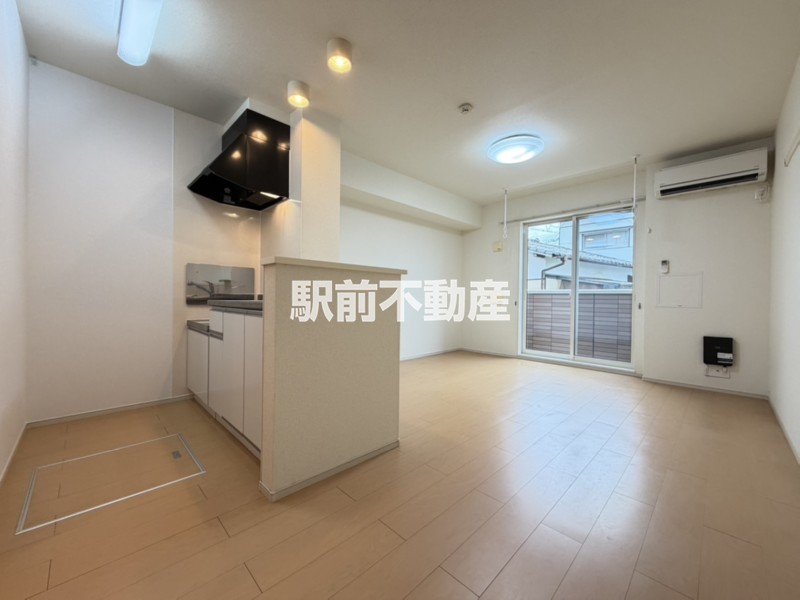 西鉄天神大牟田線 津福駅 徒歩5分 2階建 築14年の居間写真