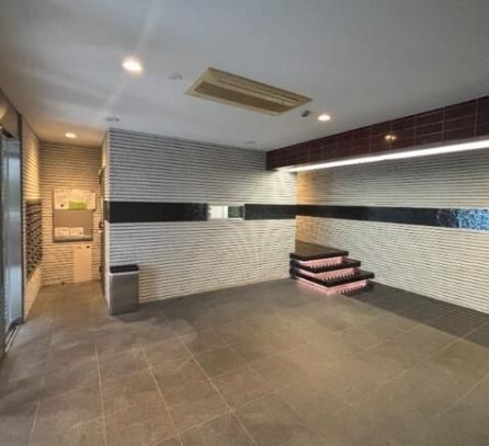 東京メトロ丸ノ内線 新大塚駅 徒歩1分 12階建 築17年の外観写真