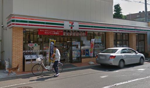 コンビニ　セブンイレブン 下目黒6丁目店（コンビニ）まで136m